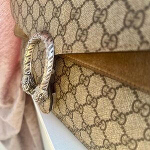 Monogram original Gucci Dionysus shoulder bag.